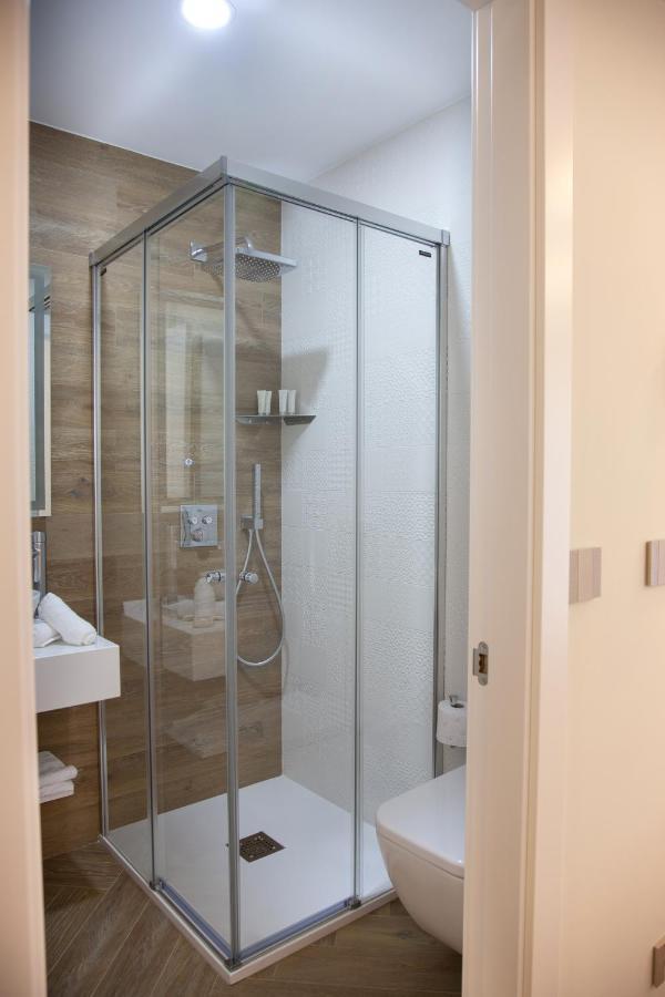 Apartamentos La Quinta Burgos Bagian luar foto