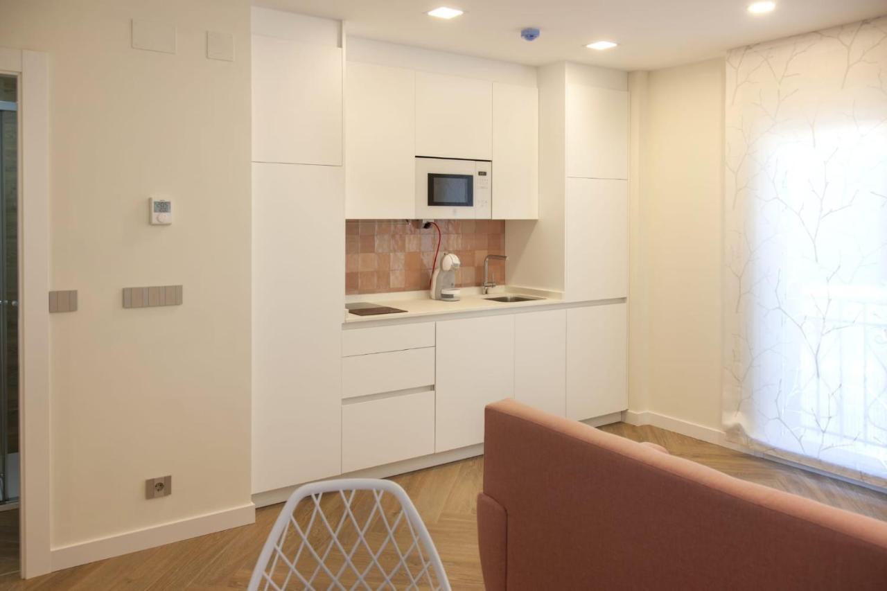 Apartamentos La Quinta Burgos Bagian luar foto